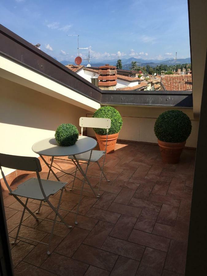La Del Centro Apartment *
